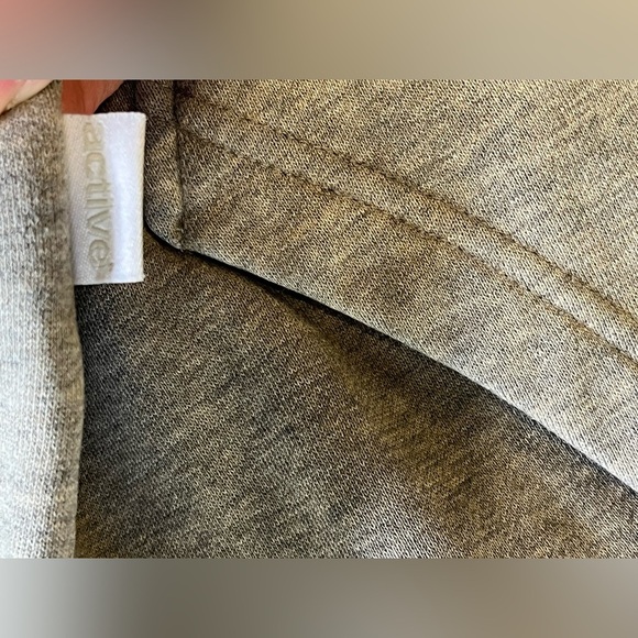 ACTIVE Men’s Gray/White Active Logo Hoodie Sweatshirt. Pocket In Front. Size M - Picture 4 of 8